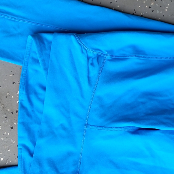 Lululemon Cross Waist Full leggings - Picture 3 of 6